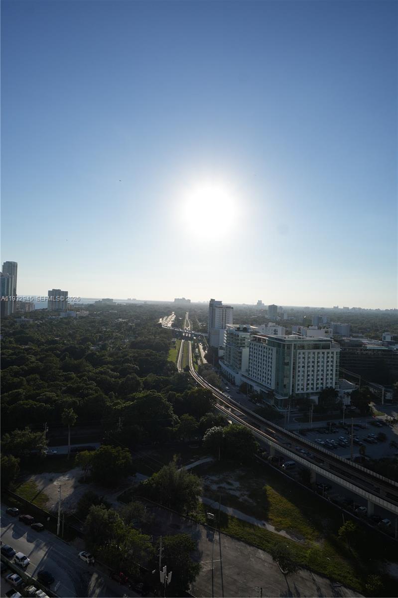 60 Southwest 13th Street, Unit 1901 Miami, FL 33130 - Photo 15 of 17 a view of a balcony with an outdoor space