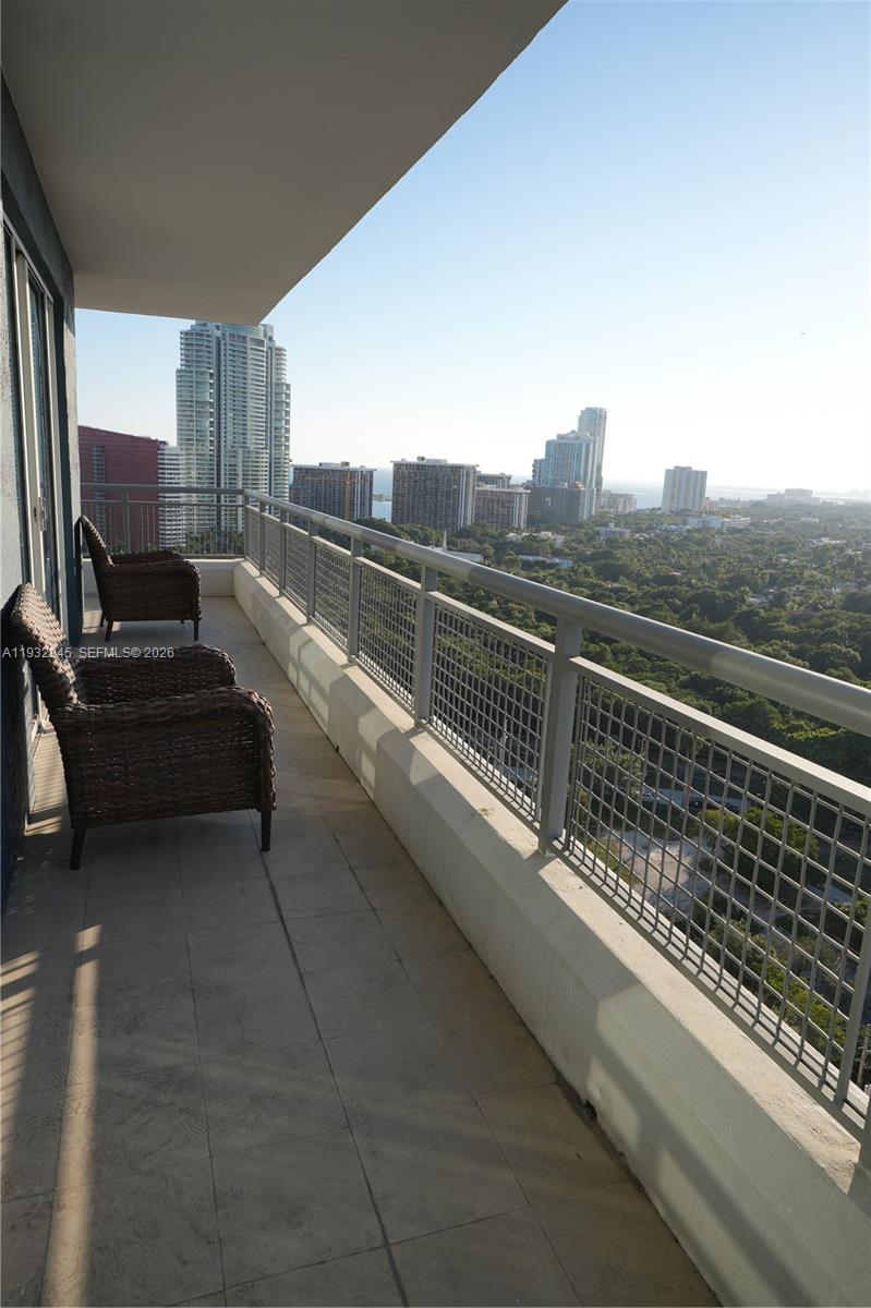 60 Southwest 13th Street, Unit 1901 Miami, FL 33130 - Photo 16 of 17 a view of terrace with city view