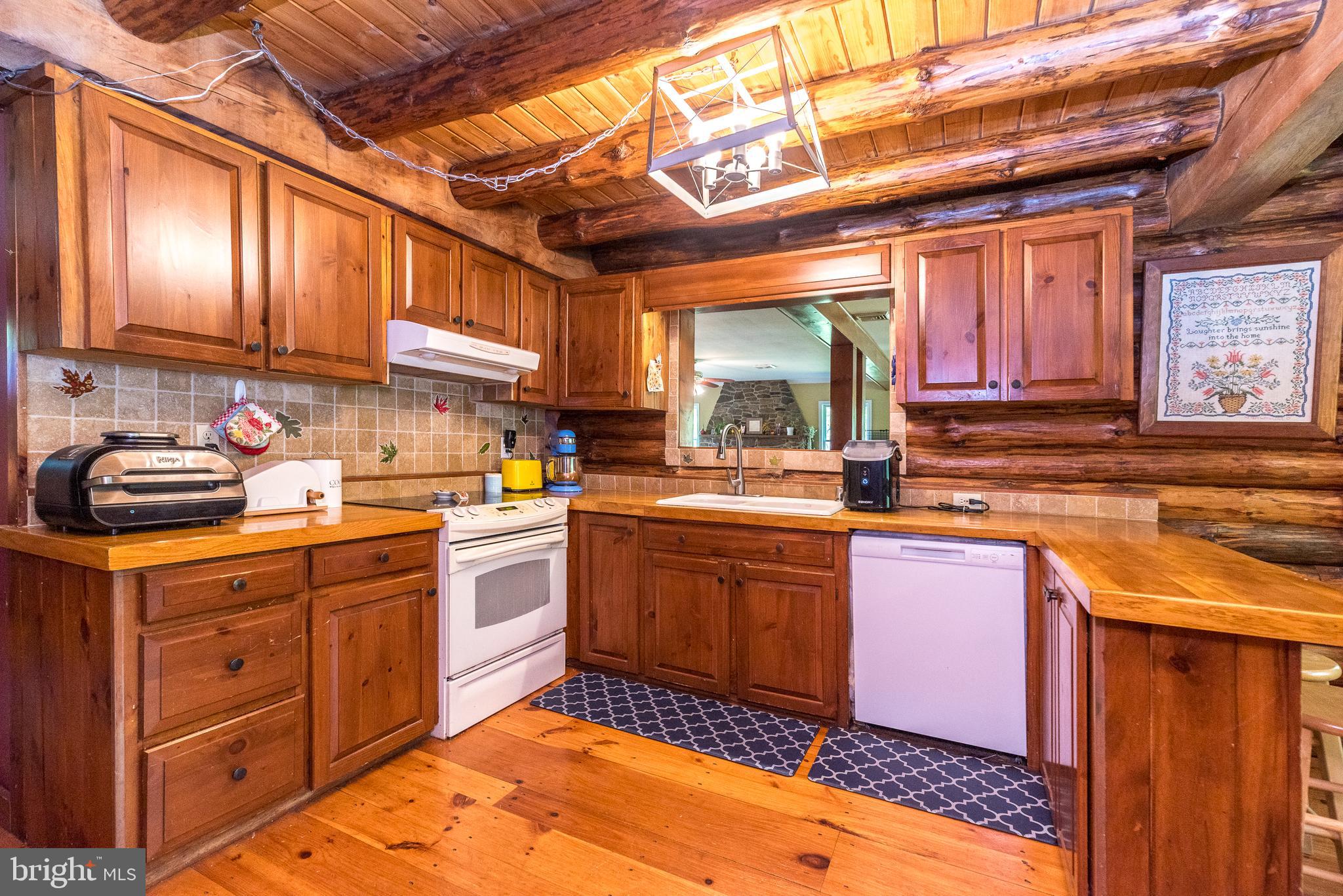1502 Mission Road Quakertown, PA 18951 - Photo 12 of 52 Kitchen