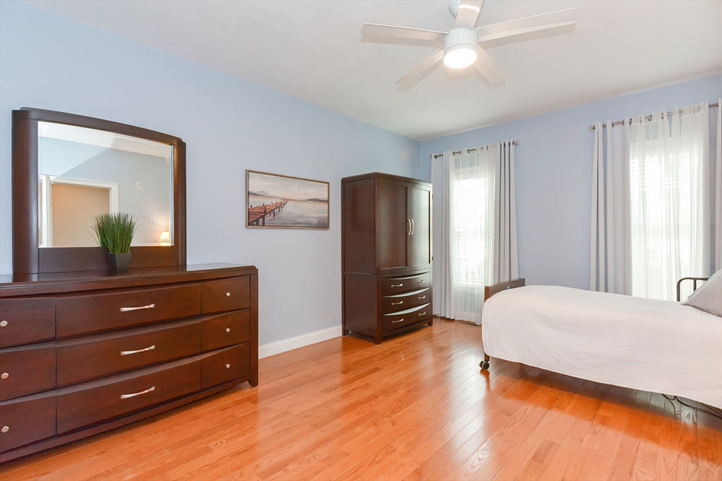 87 Meetinghouse Road, Unit 87 Norfolk, MA 02056 - Photo 16 of 39 Gallery Image 16