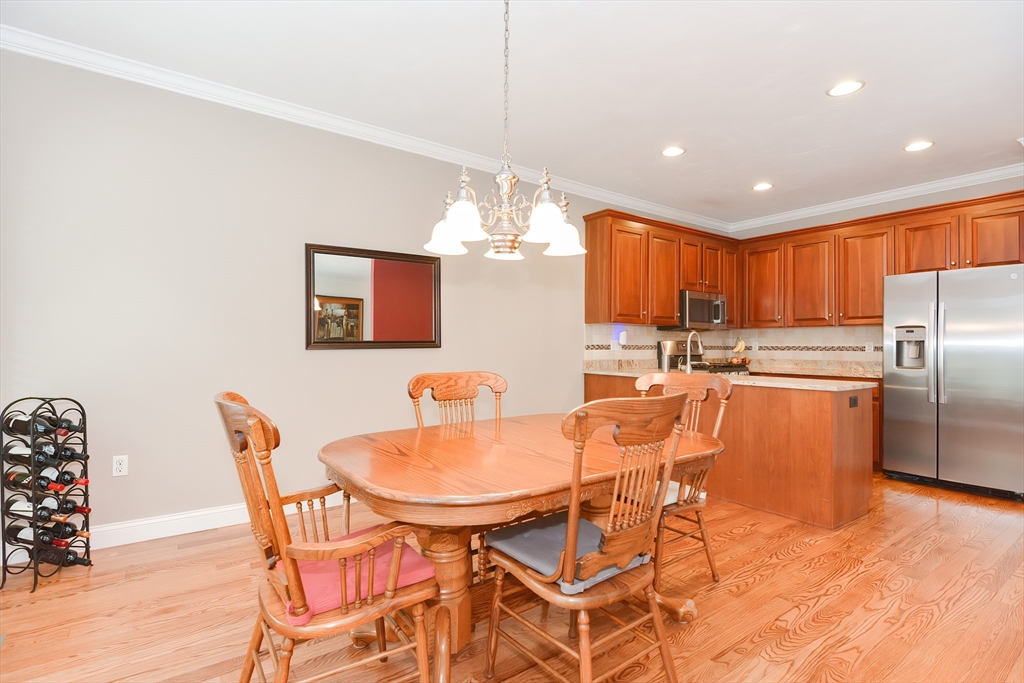 87 Meetinghouse Road, Unit 87 Norfolk, MA 02056 - Photo 9 of 39 Gallery Image 9
