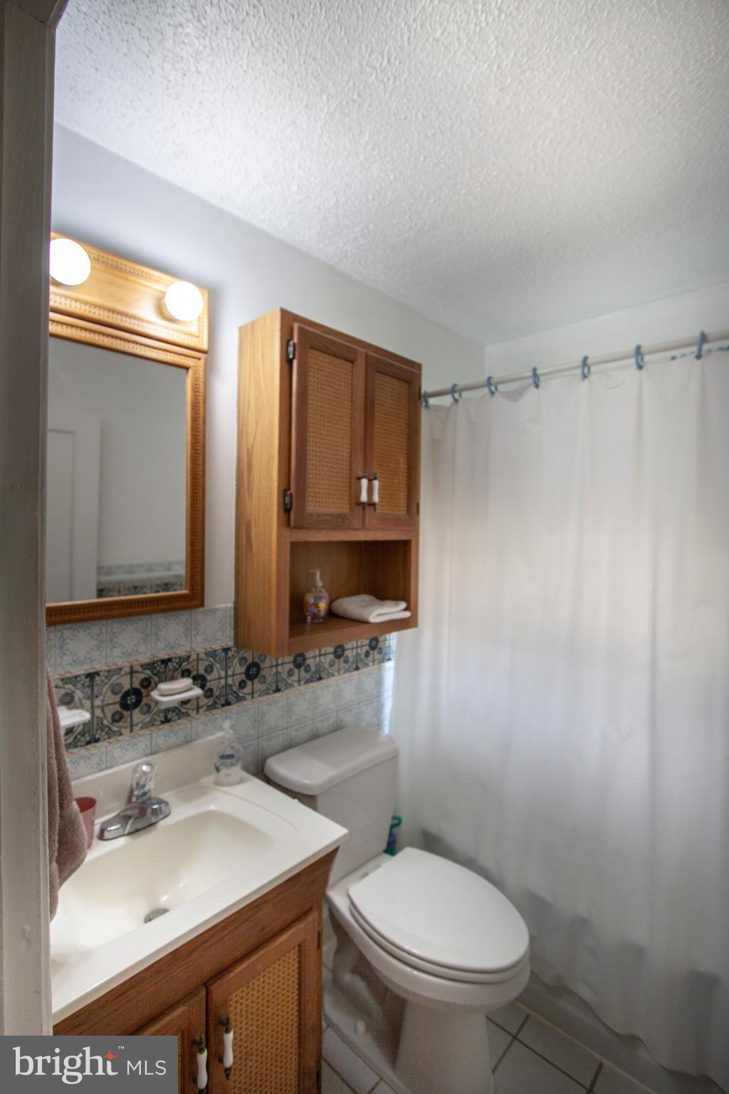 2811 Plainfield Road Baltimore, MD 21222 - Photo 9 of 24 Bath