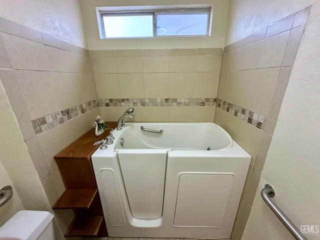 $365,000 | Undisclosed Address, Delano, CA 93215