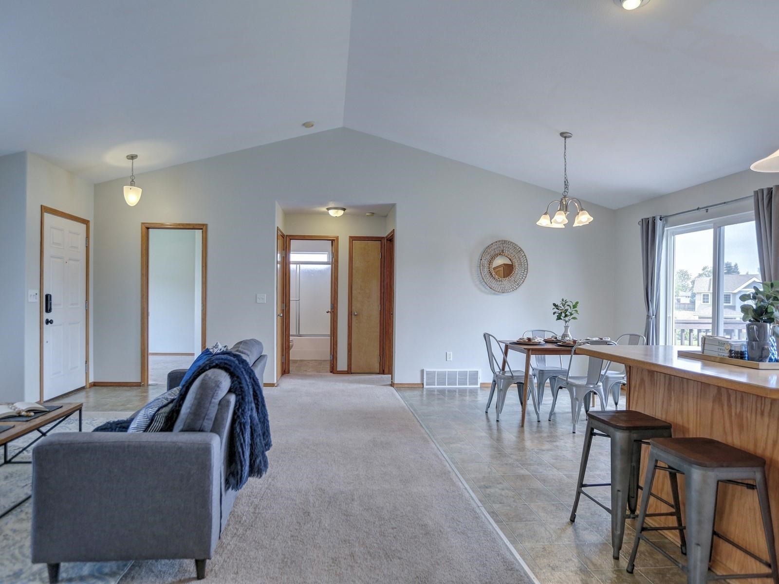 1107 South Moen Road Greenacres, WA 99016 - Photo 6 of 44