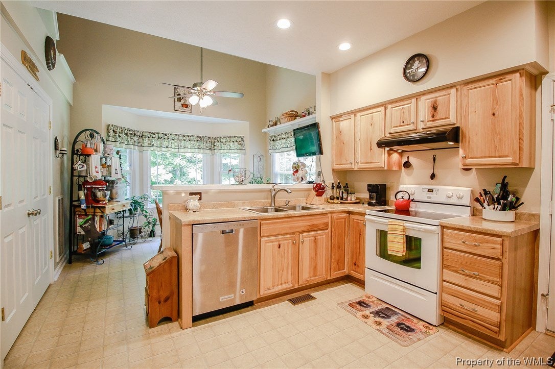 4 Michelles Circle Toano, VA 23168 - Photo 14 of 47 Gallery Image 14