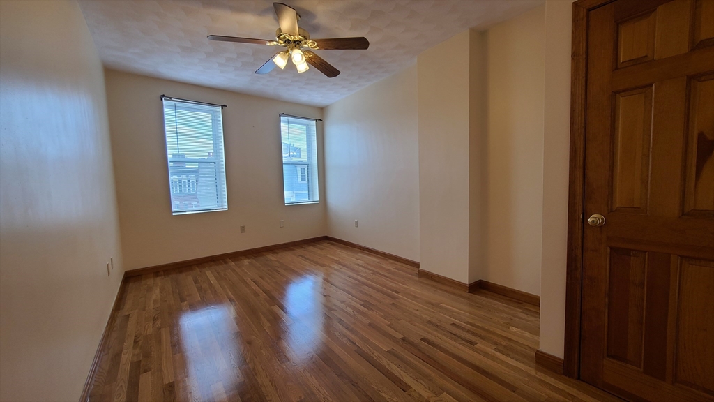 414 Hanover Street, Unit 5 Boston, MA 02113 - Photo 6 of 21