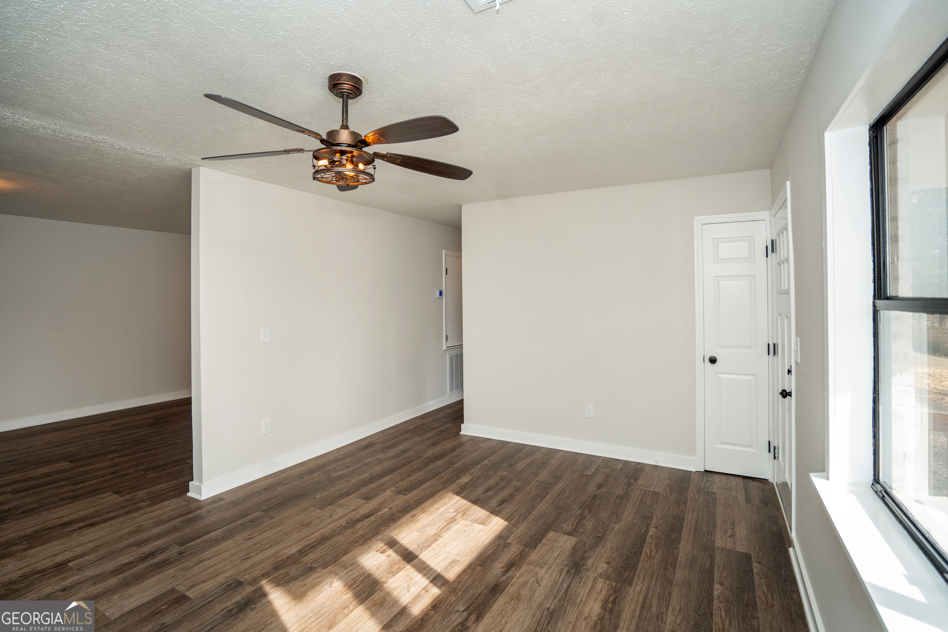 129 Higgins Road Flovilla, GA 30216 - Photo 6 of 53