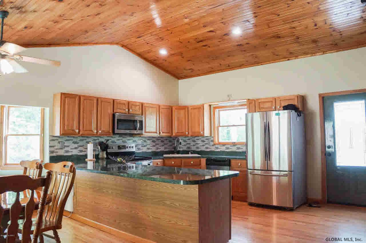 10 Farley Road Kingsbury, NY 12839 - Photo 5 of 40 Photo 5