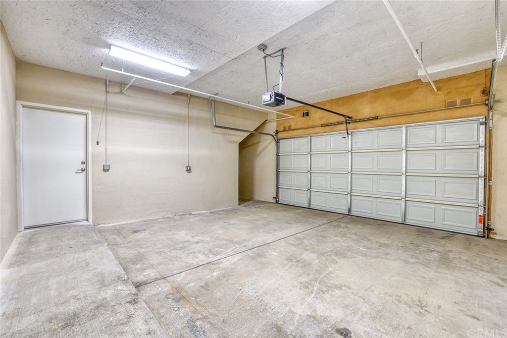 1015 Holly Avenue, Unit B Arcadia, CA 91007 - Photo 36 of 39 a view of a garage