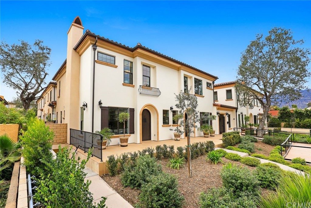1015 Holly Avenue, Unit B Arcadia, CA 91007 - Photo 5 of 39 a front view of a house with a yard