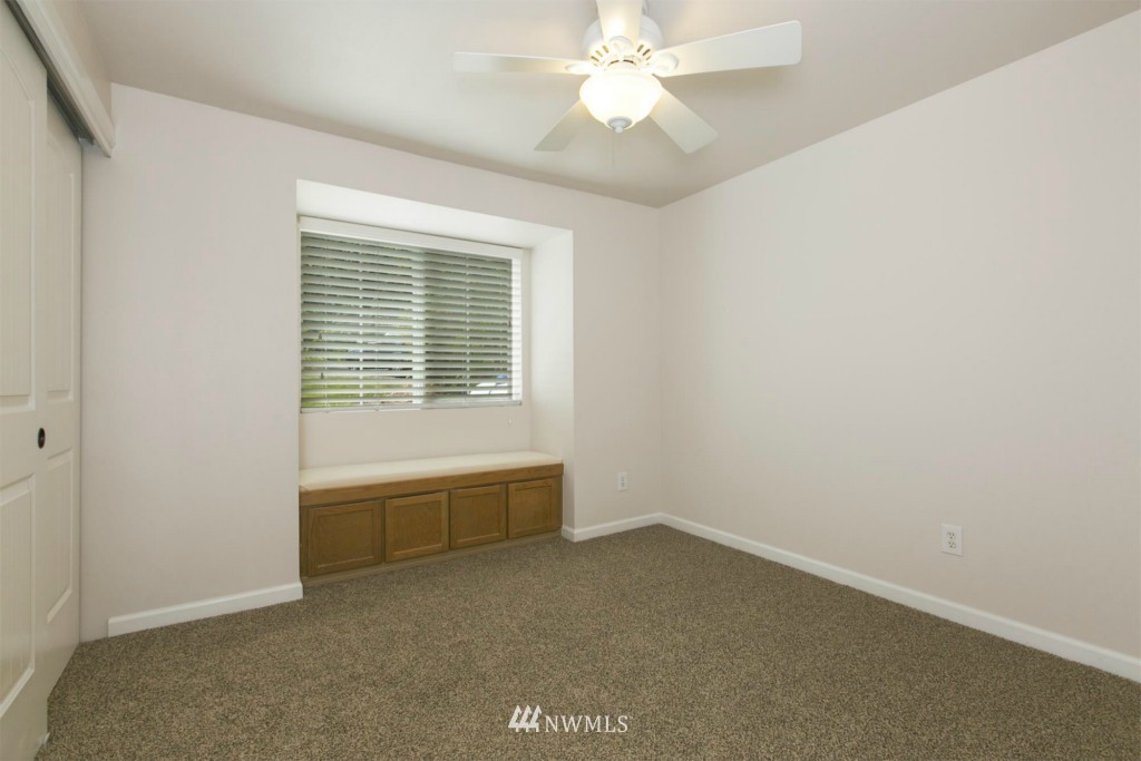 5403 Robe Menzel Road Granite Falls, WA 98252 - Photo 11 of 15