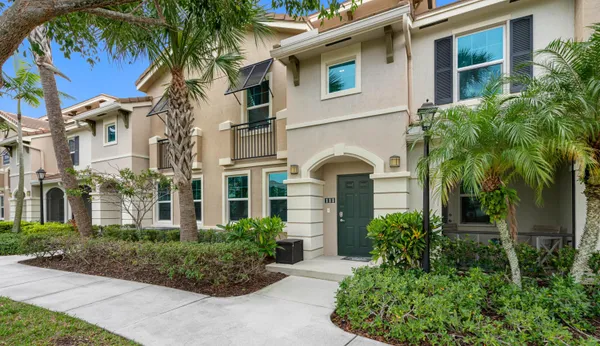$3,300 | Undisclosed Address, West Palm Beach, FL 33411