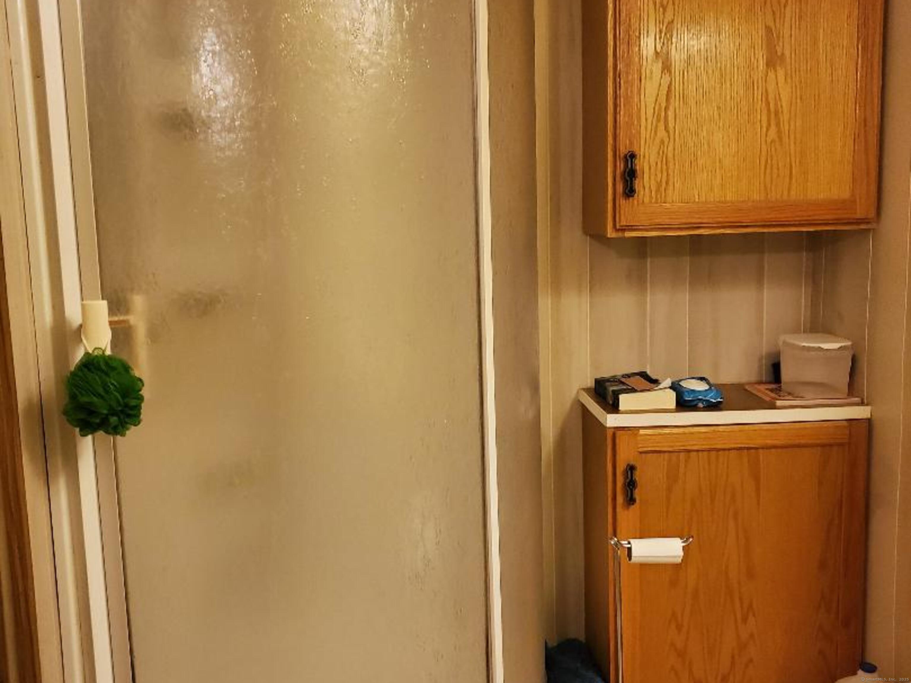 8 S Road, Unit WW4 Stafford, CT 06076 - Photo 15 of 23 a utility room with dryer and washer