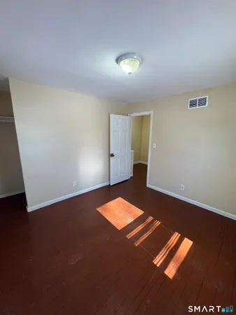 an empty room with an empty space