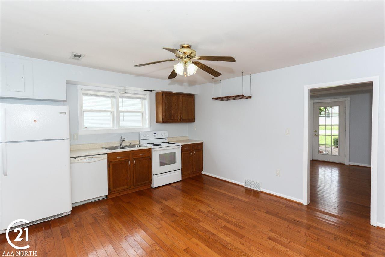 2895 Walsh Drive Rochester Hills, MI 48309 - Photo 16 of 38
