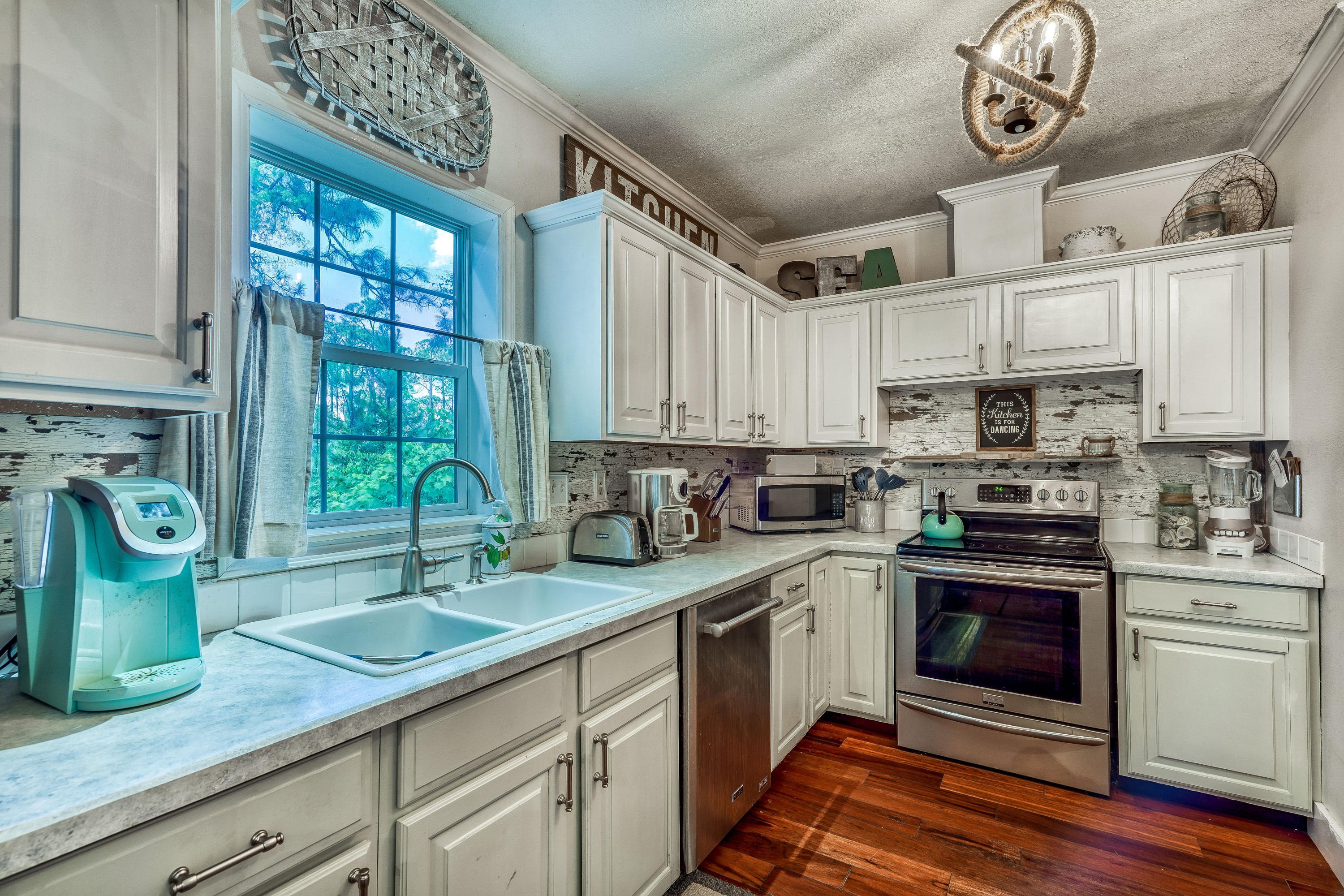 331 Robert Ellis Street Santa Rosa Beach, FL 32459 - Photo 11 of 47 331 Robert Ellis-10