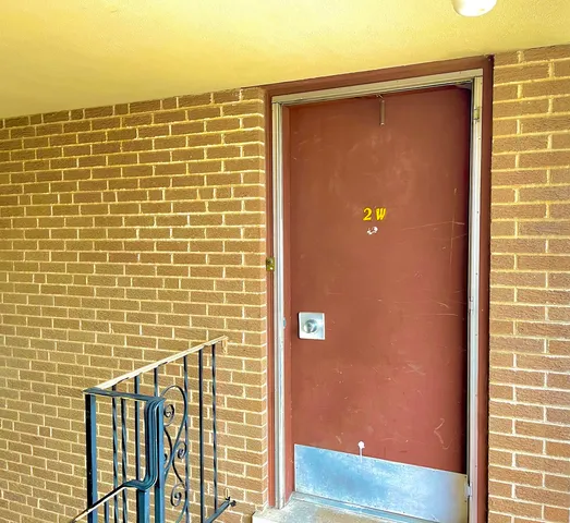 $1,250 | 558 North Ardmore Avenue, Unit 2W, Villa Park, IL 60181