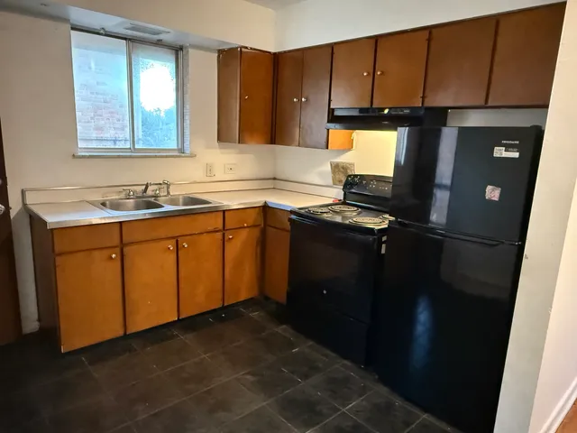 $1,250 | 558 North Ardmore Avenue, Unit 2W, Villa Park, IL 60181