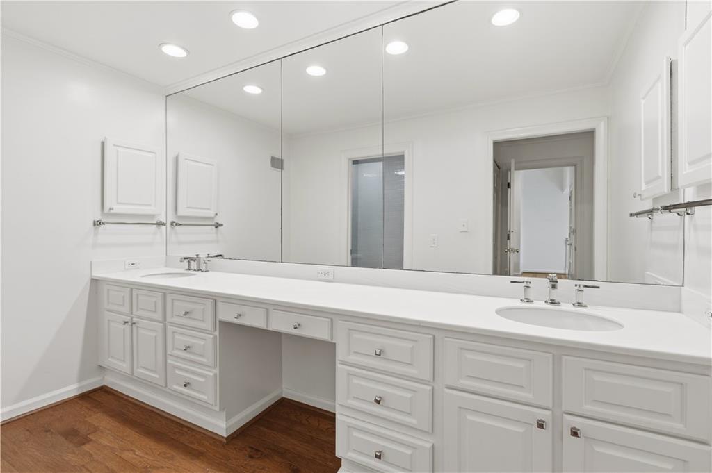 10 Mooregate Square Northwest, Unit 10 Atlanta, GA 30327 - Photo 19 of 36