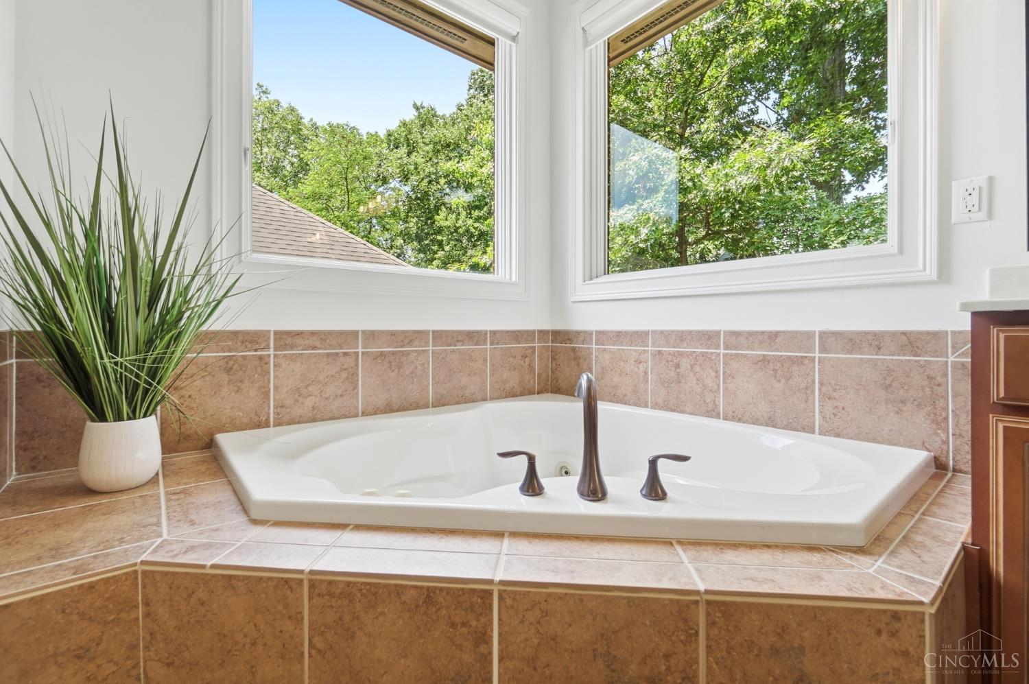 623 Rushton Road Cincinnati, OH 45226 - Photo 34 of 58
