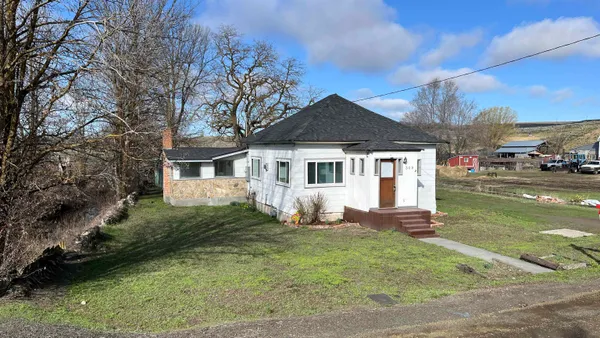 $229,000 | 309 North H Street, Sprague, WA 99032