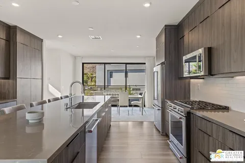 $899,000 | 906 Cameron Center Drive, Palm Springs, CA 92264