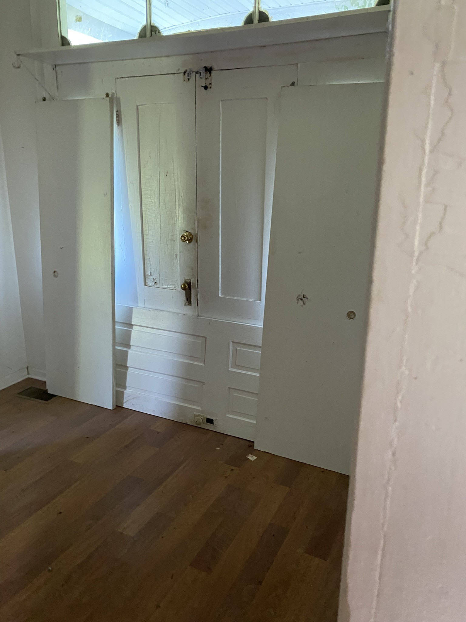 972 Fall River Road Goodspring, TN 38460 - Photo 22 of 31 a view of a small space