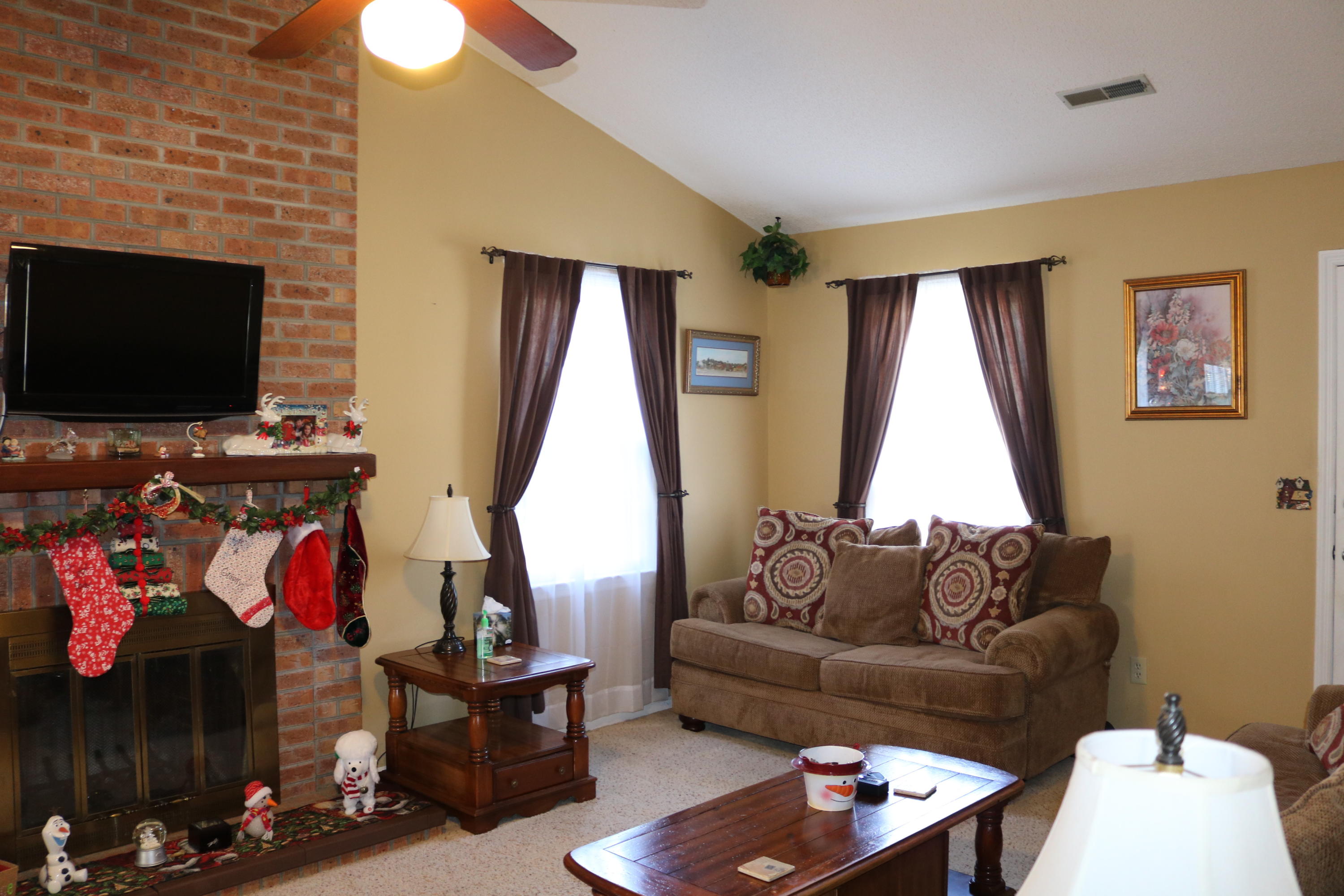 112 Hamlet Road Summerville, SC 29485 - Photo 6 of 36 IMG_9937