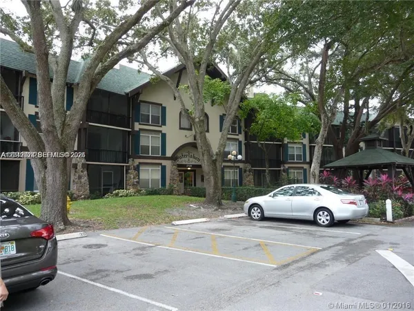 $130,000 | 3720 Inverrary Drive, Unit 3L, Lauderhill, FL 33319