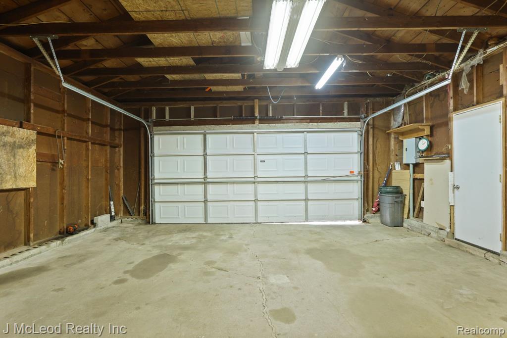 5043 Millington Road Millington, MI 48746 - Photo 24 of 33
