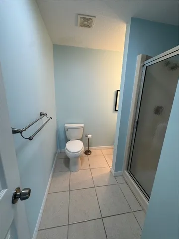 a bathroom with a toilet