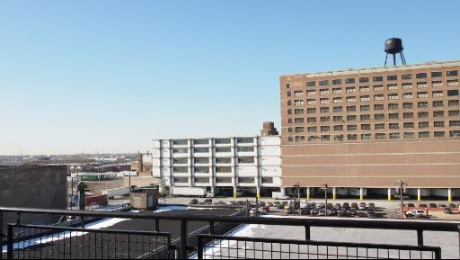 974 West 35th Place, Unit 601 Chicago, IL 60609 - Photo 13 of 16