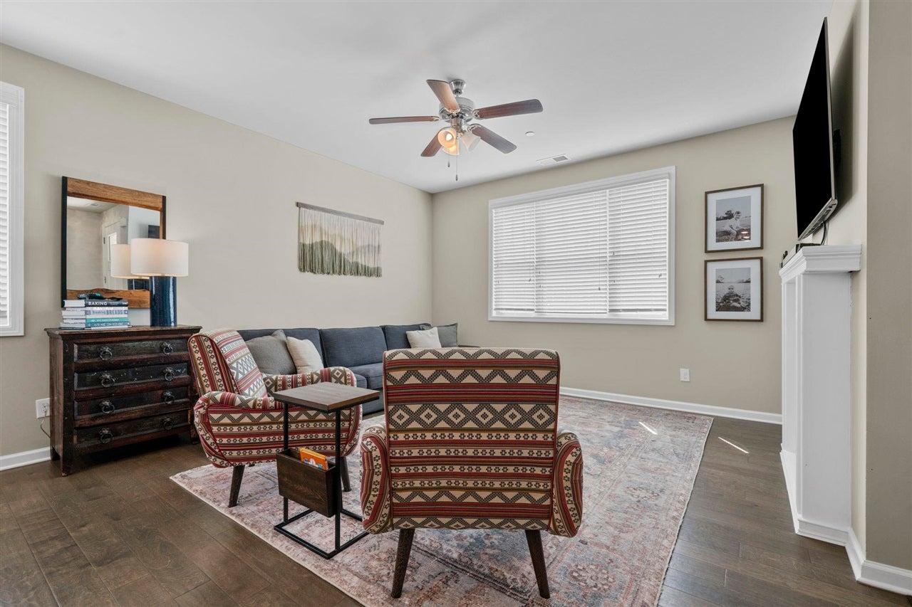 219 Manor Row Pleasant View, TN 37146 - Photo 7 of 32 Gallery Image 7