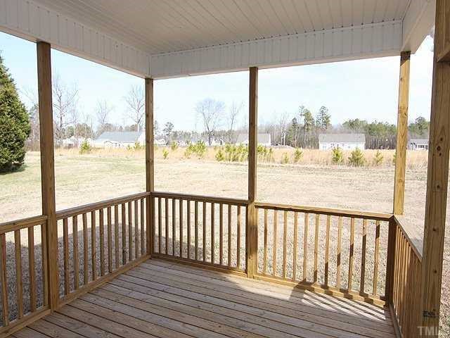 1598 Cleveland Road Smithfield, NC 27577 - Photo 4 of 12 Gallery Image 4
