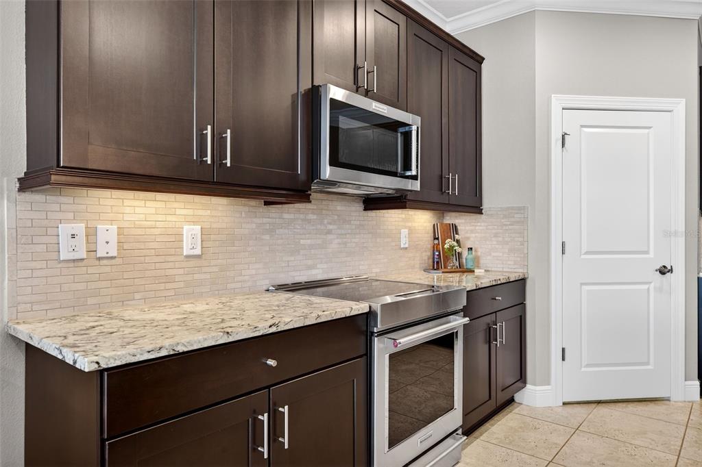 1254 Riverscape Street, Unit D Bradenton, FL 34208 - Photo 25 of 96