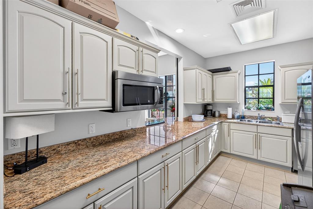 1254 Riverscape Street, Unit D Bradenton, FL 34208 - Photo 79 of 96