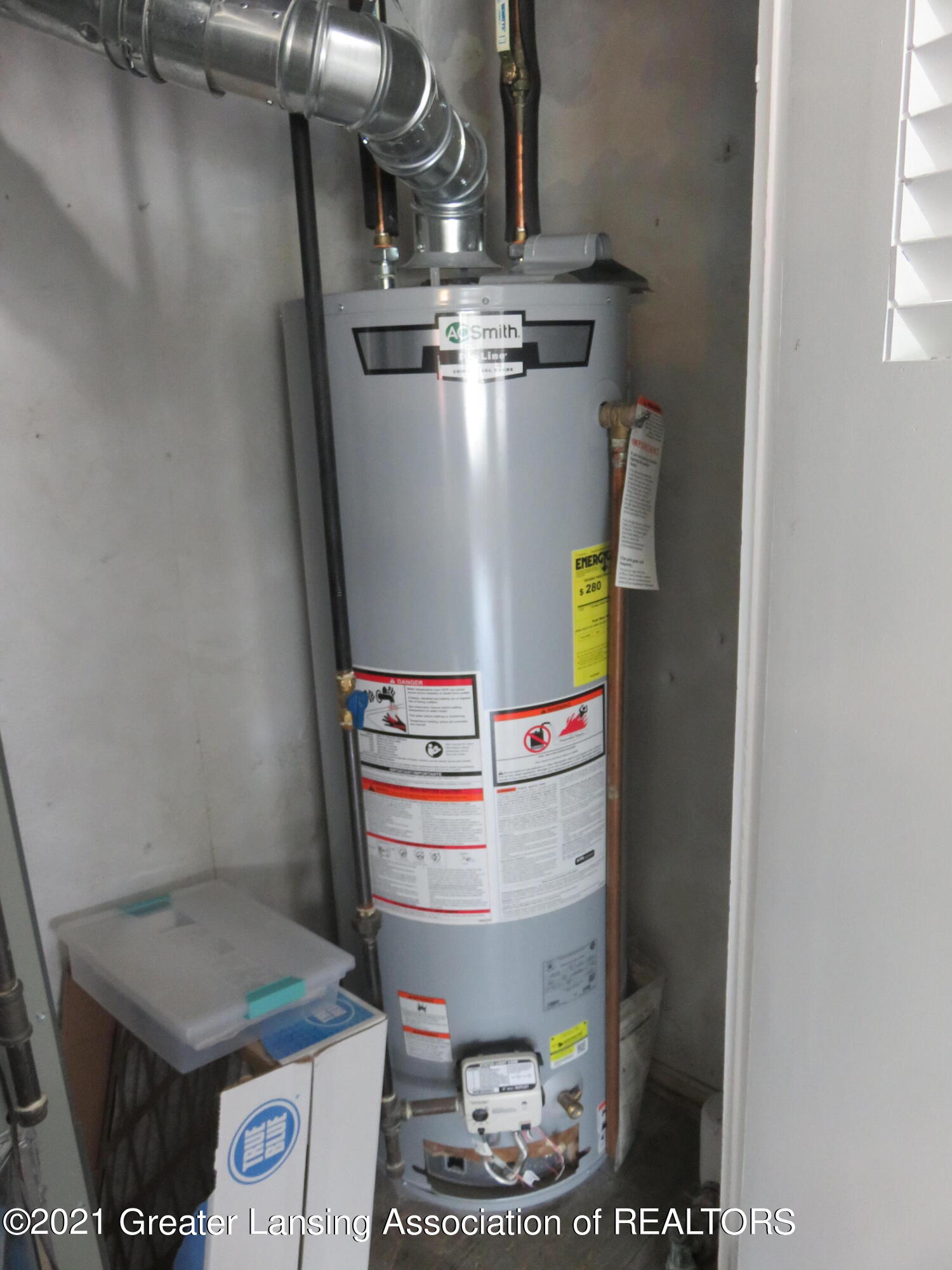 928 Eastfield Road Lansing, MI 48917 - Photo 16 of 20 3 year Old H2o Heater
