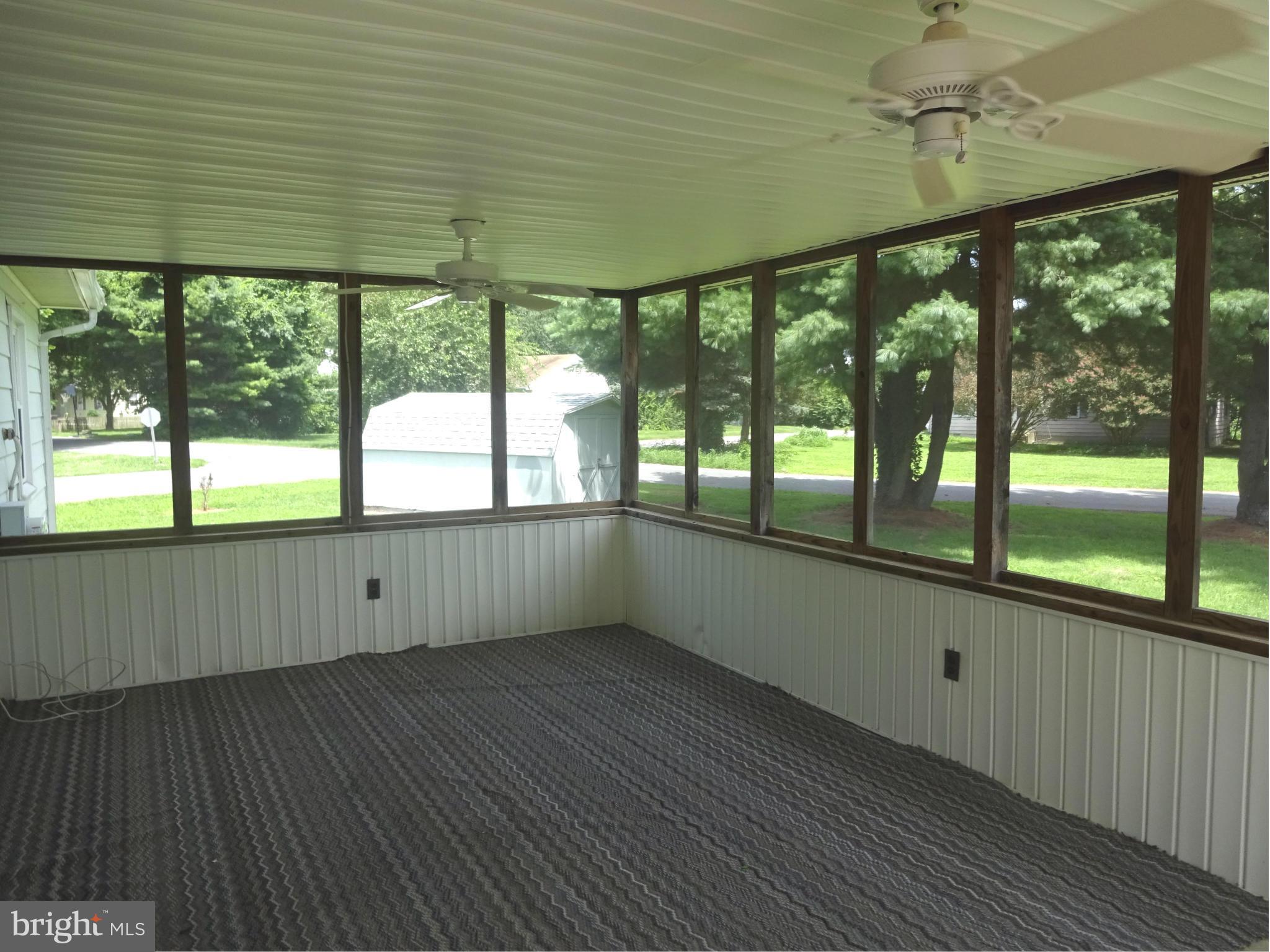 305 Commerce Street Hurlock, MD 21643 - Photo 11 of 11 Screened Porch
