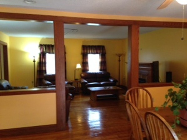 383 Spring Street Northampton, MA 01062 - Photo 4 of 28