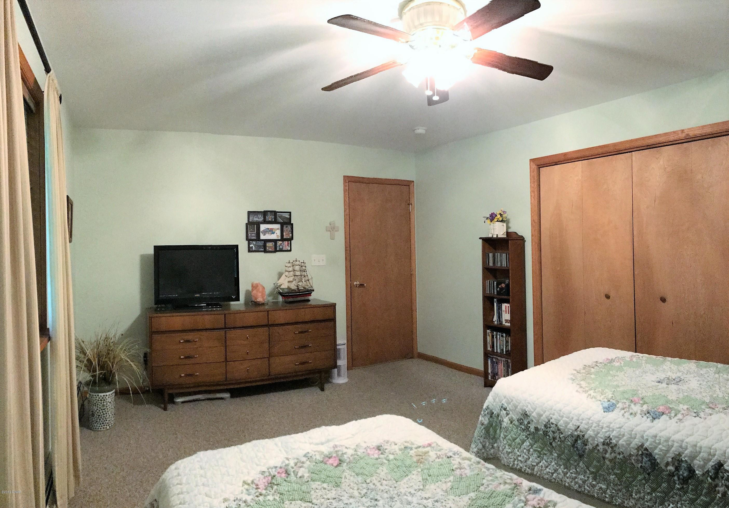 2851 Rockway Road Lake Ariel, PA 18436 - Photo 31 of 55