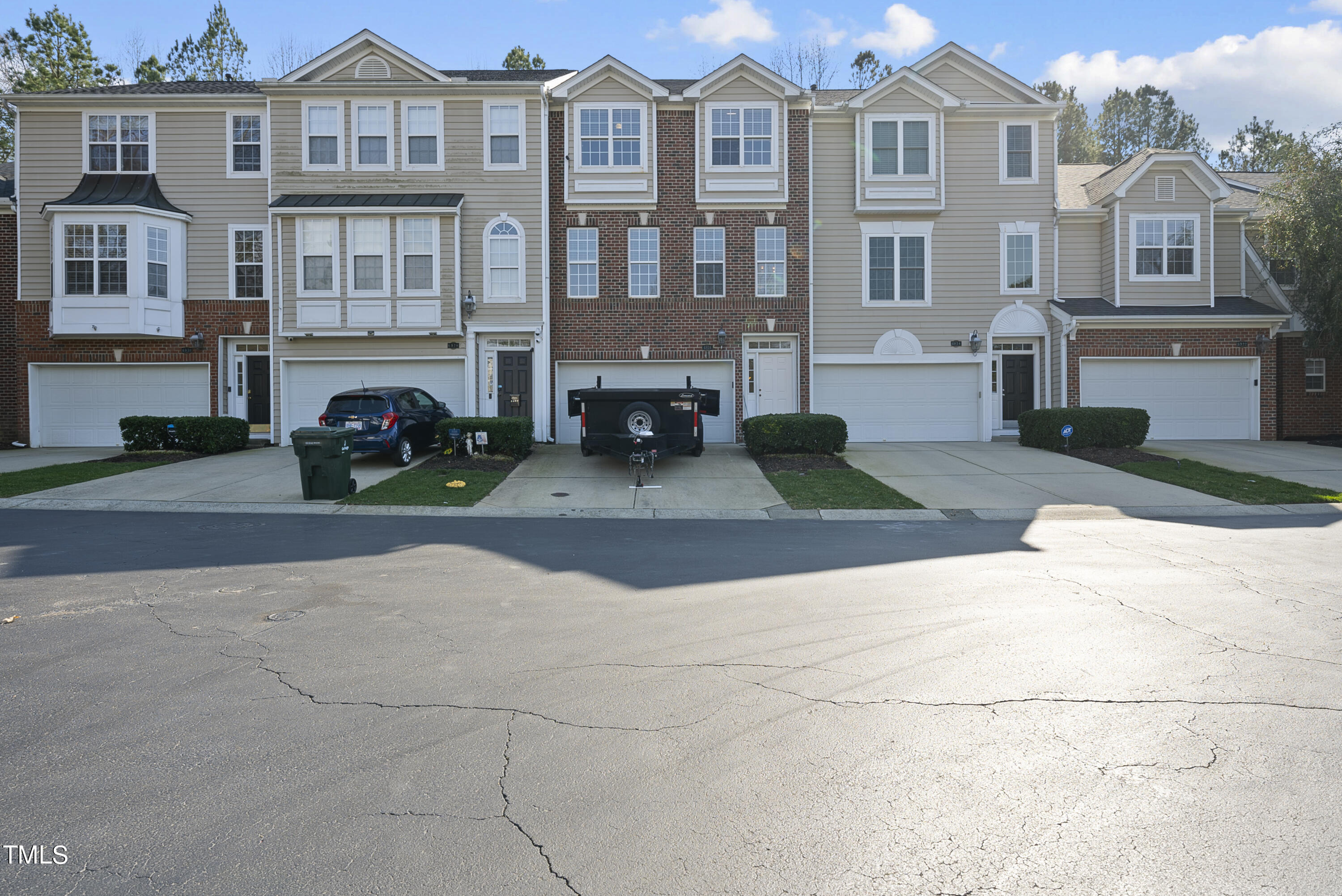 6926 Middleboro Drive Raleigh, NC 27612 - Photo 1 of 29 DSC05305