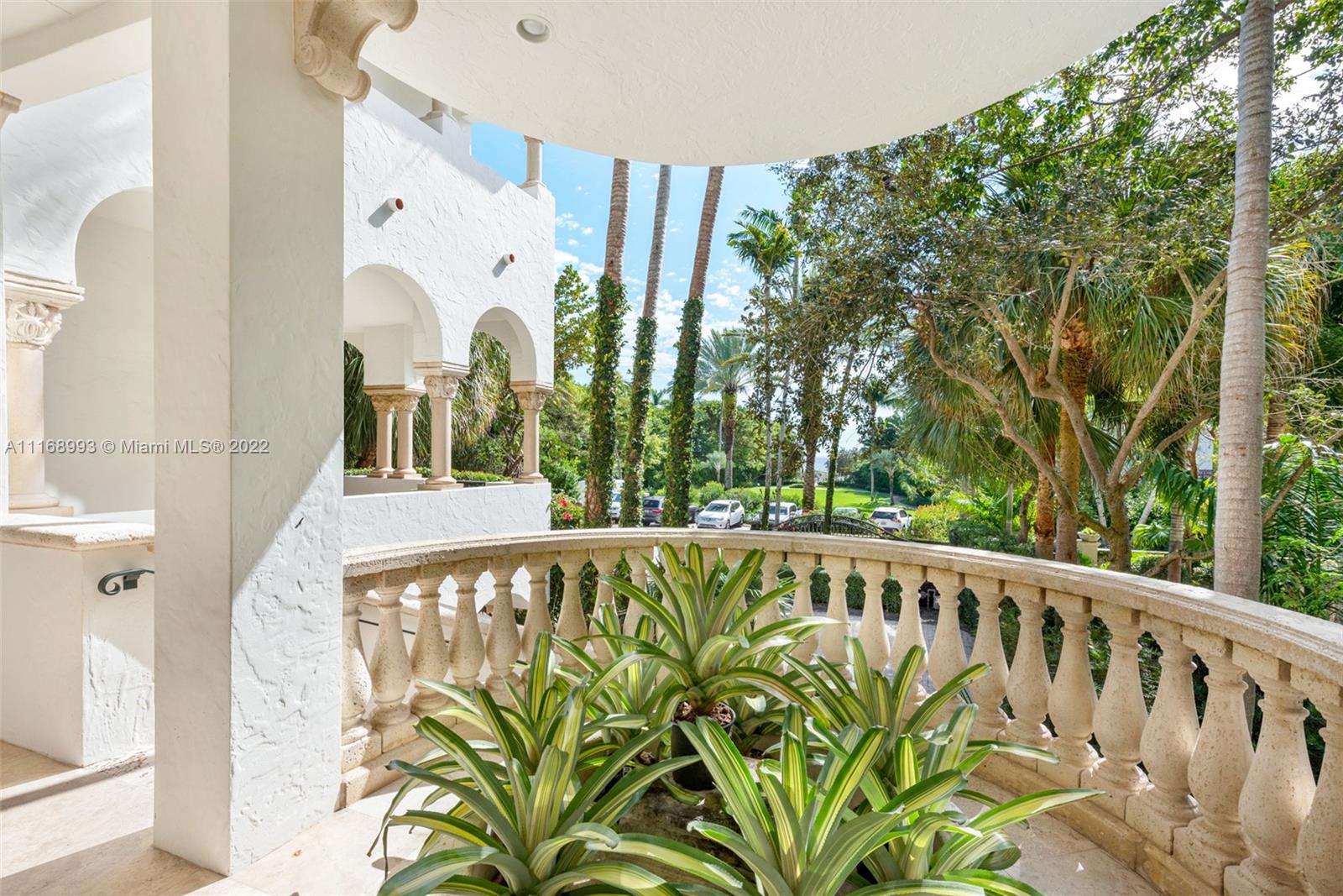 3314 Devon Court Miami, FL 33133 - Photo 11 of 100