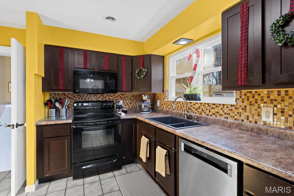 123 School Street Fairview Heights, IL 62208 - Photo 13 of 45