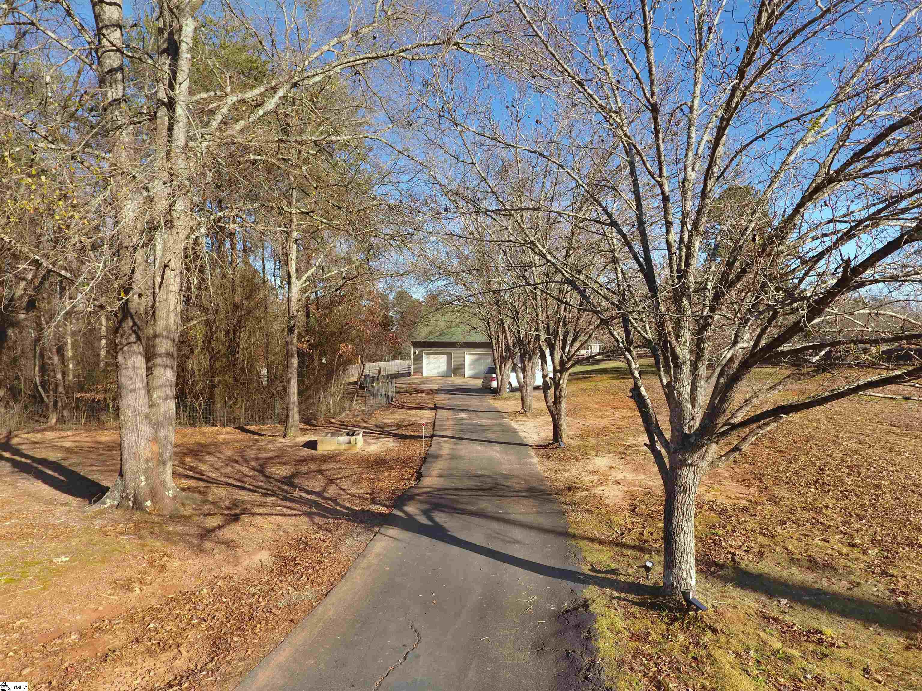 5190 Rainbow Lake Road Campobello, SC 29322 - Photo 6 of 36