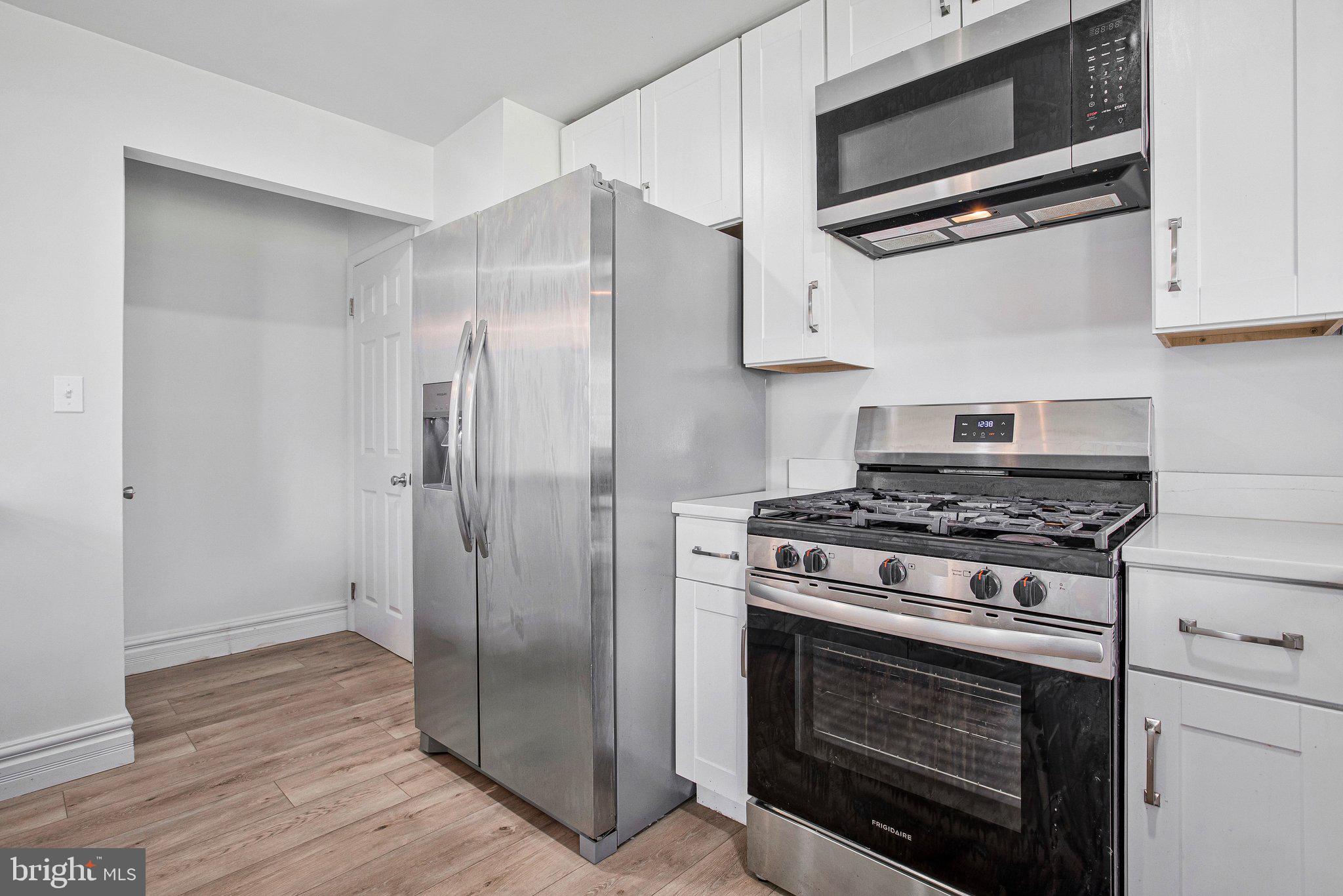 7144 Bexhill Road Baltimore, MD 21244 - Photo 6 of 31