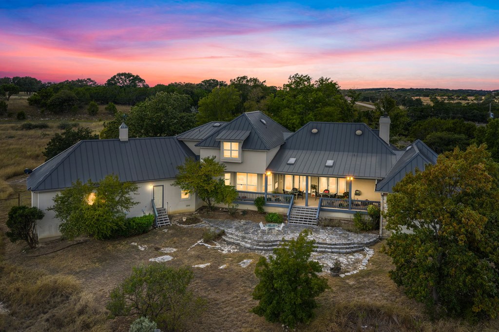 101 Crestline Kerrville, TX 78028 - Photo 4 of 47 a view of a house with a garden