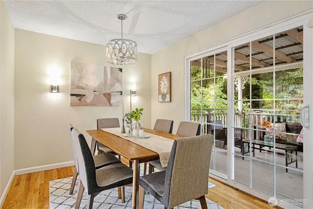 $915,000 | 16515 Linden Avenue North, Shoreline, WA 98133