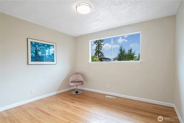 $915,000 | 16515 Linden Avenue North, Shoreline, WA 98133