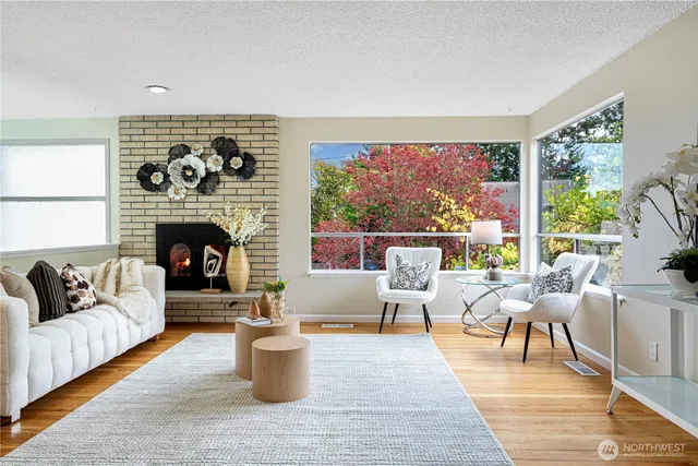 $915,000 | 16515 Linden Avenue North, Shoreline, WA 98133