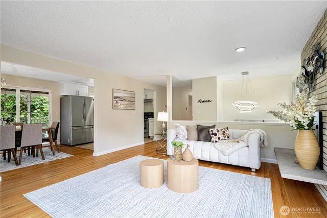 $915,000 | 16515 Linden Avenue North, Shoreline, WA 98133